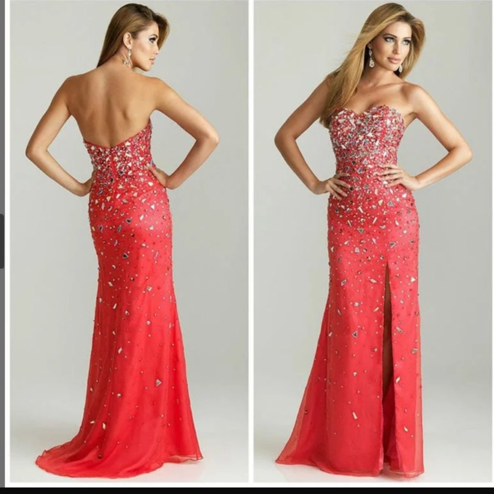 NIGHT MOVES Strapless embezzled evening gown formal Size 4